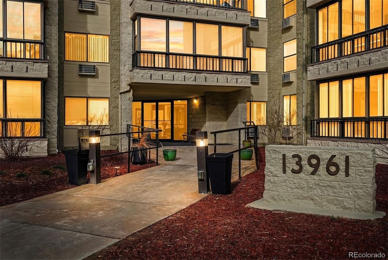 13961 Marina Dr #305, Aurora, CO 80014