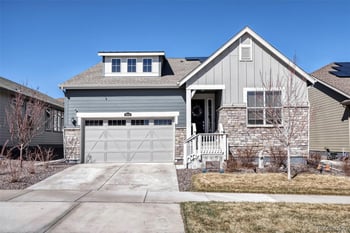 8901 Ukraine Ct, Aurora, CO 80016