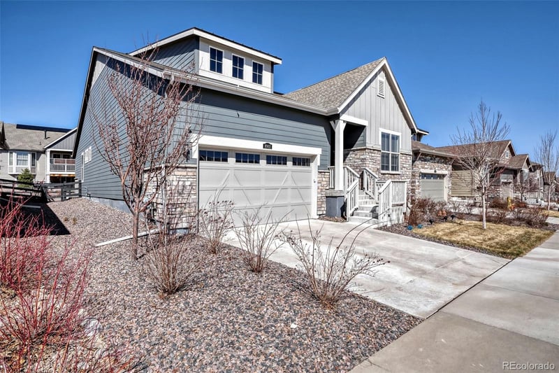 8901 Ukraine Ct, Aurora, CO 80016