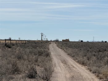 00 Cr D 875, Center, CO 81125