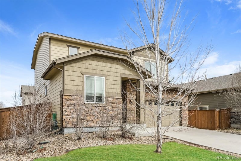 25605 E Maple Pl, Aurora, CO 80018