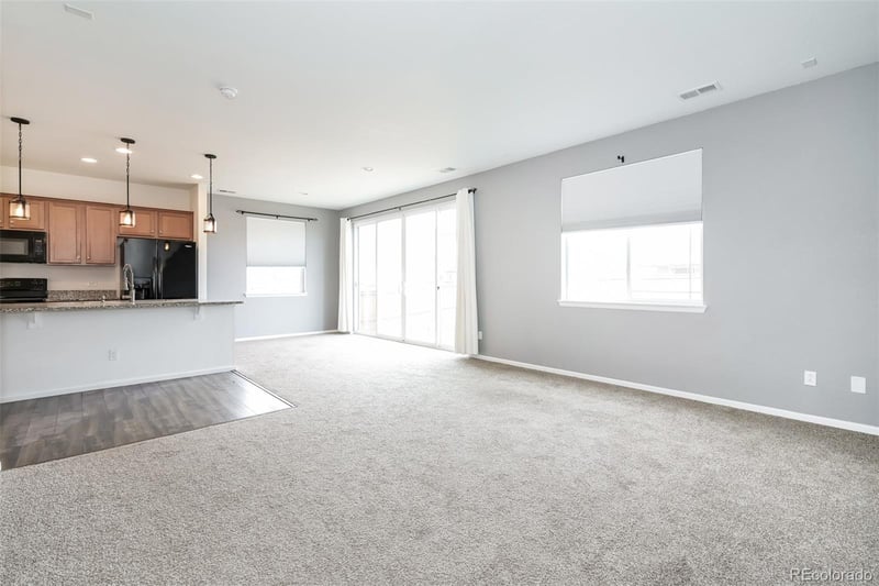 25605 E Maple Pl, Aurora, CO 80018