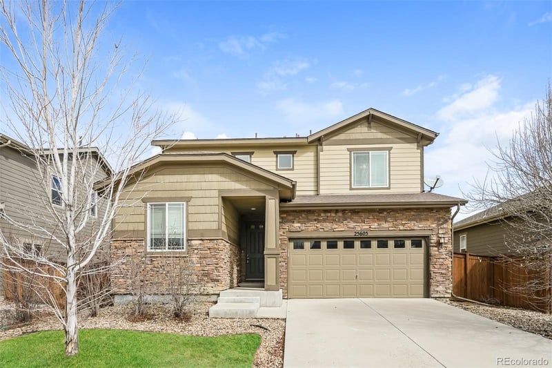 25605 Maple Pl, Aurora, CO 80018
