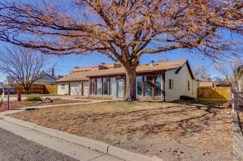 221 8th St, Walsenburg, CO 81089