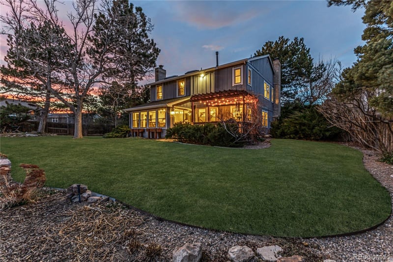 102 Dorset Ct, Castle Pines, CO 80108