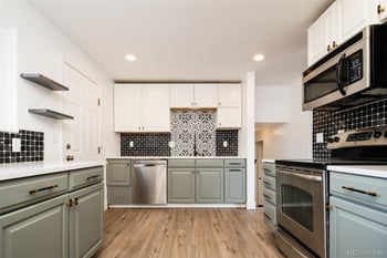 7237 Pierce Ct, Littleton, CO 80128