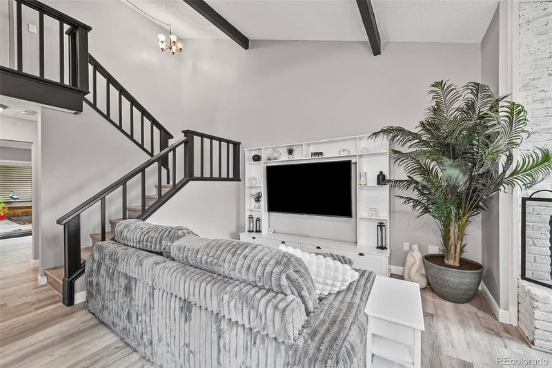 6958 Buckskin Dr, Littleton, CO 80125