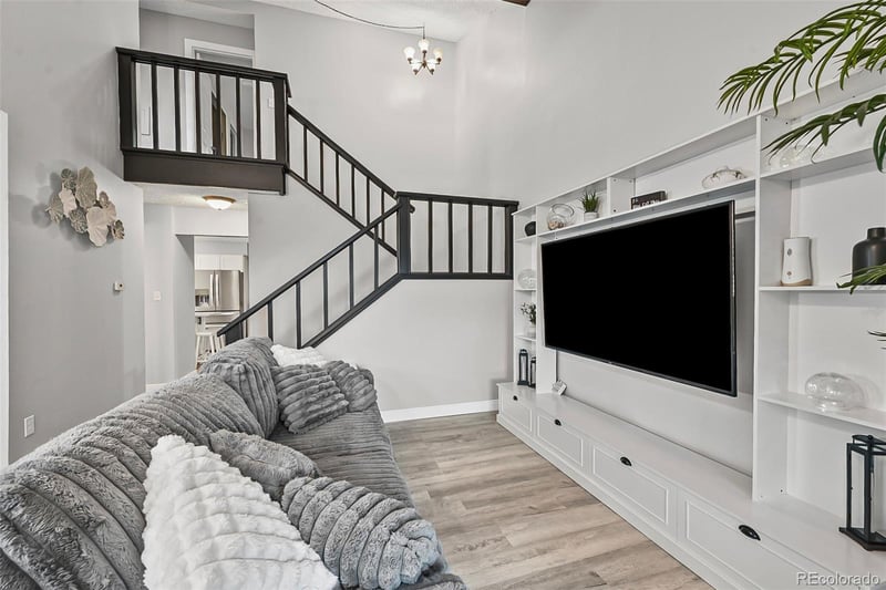 6958 Buckskin Dr, Littleton, CO 80125