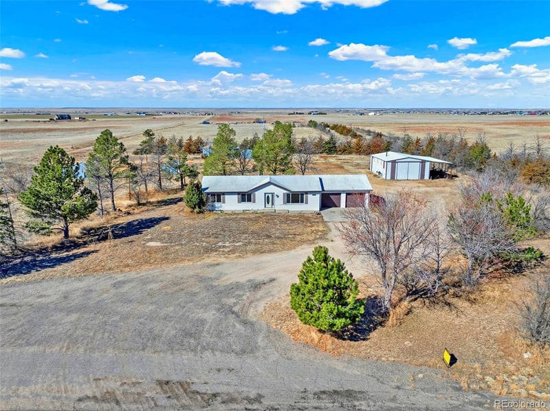 1475 S County Road 185, Byers, CO 80103