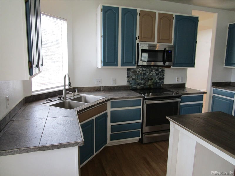 10749 Jordan Ct, Parker, CO 80134