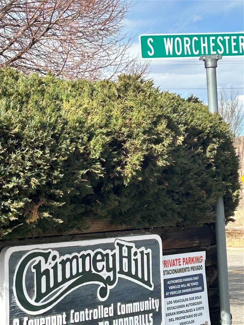 2002 Worchester Way, Aurora, CO 80014