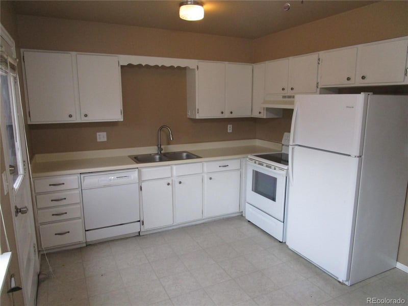 719 Macon Way, Aurora, CO 80012