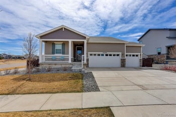 26898 1st Pl, Aurora, CO 80018