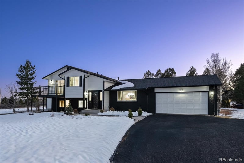 9232 Surrey Dr, Castle Rock, CO 80108