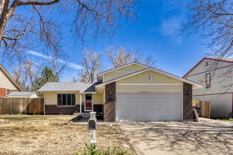 13130 Garfield Dr, Thornton, CO 80241