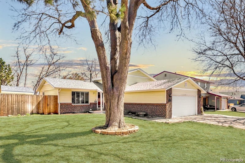 13130 Garfield Dr, Thornton, CO 80241