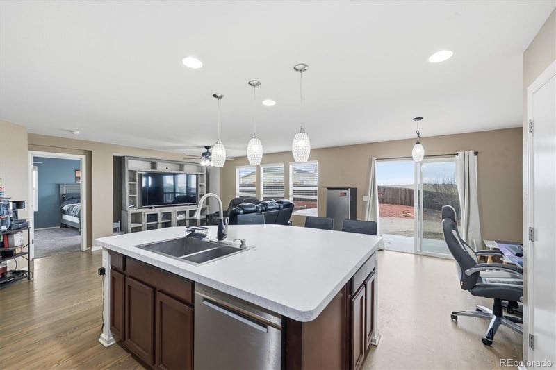 908 Stagecoach Ave, Lochbuie, CO 80603