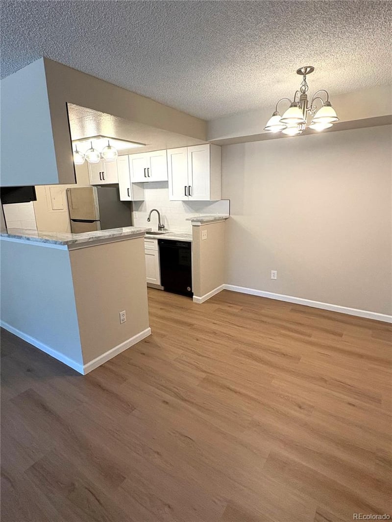 1792 Pitkin Cir #A, Aurora, CO 80017