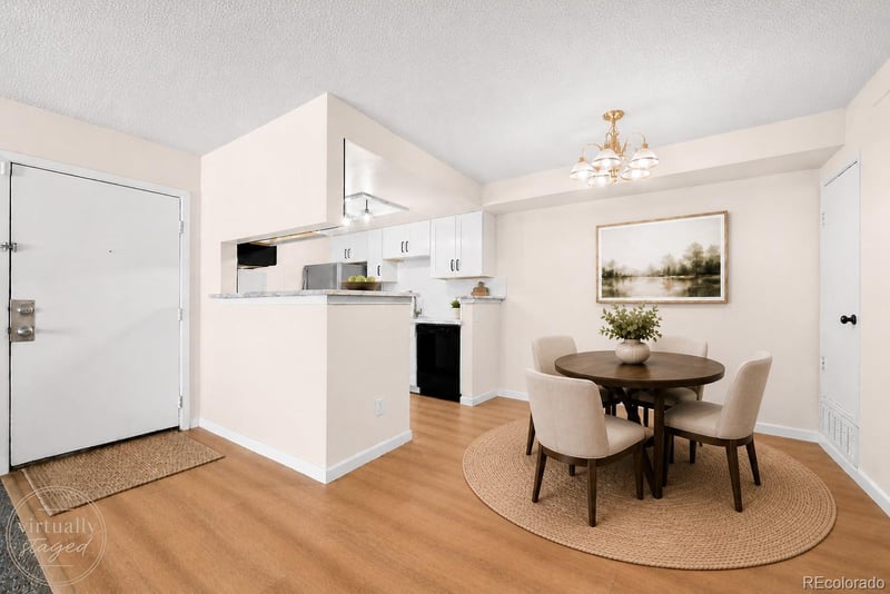 1792 Pitkin Cir #A, Aurora, CO 80017