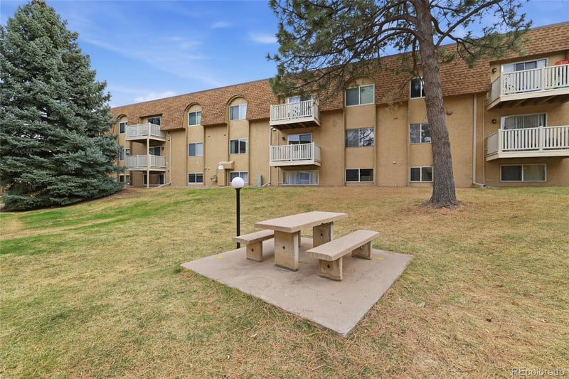 7615 Quincy Ave #202, Denver, CO 80237