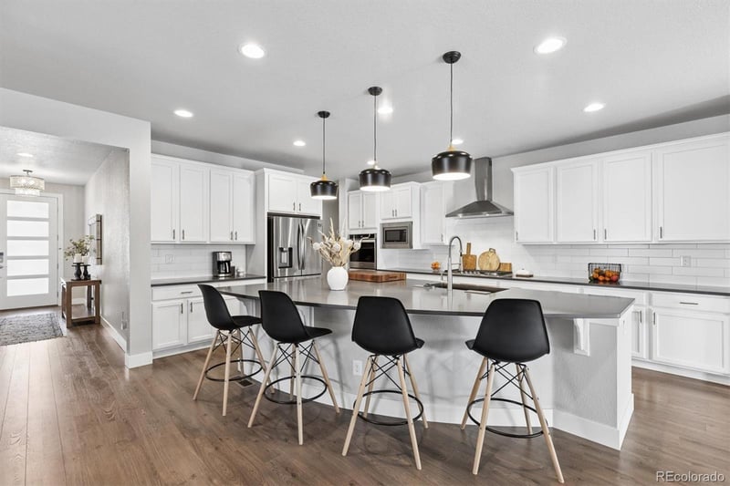 6587 Merrimack Dr, Castle Pines, CO 80108