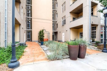 275 S Harrison St #208, Denver, CO 80209