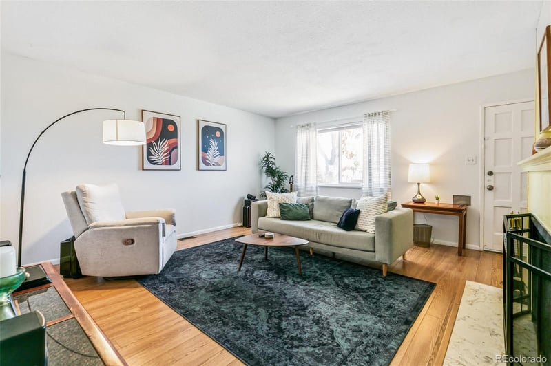 692 Youngfield Ct, Lakewood, CO 80228