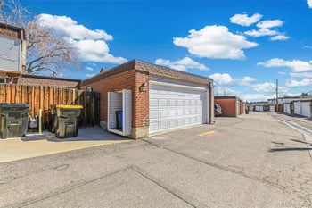 692 Youngfield Ct, Lakewood, CO 80228