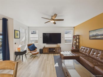 3337 Duquesne Way, Aurora, CO 80019