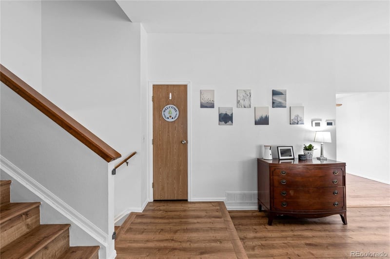 455 Saddle Wood Cir, Highlands Ranch, CO 80126