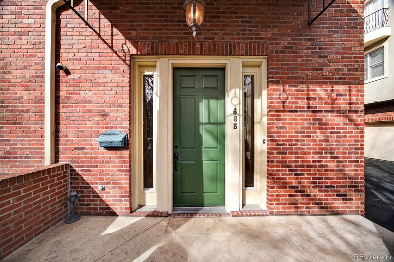 685 Clarkson St, Denver, CO 80218