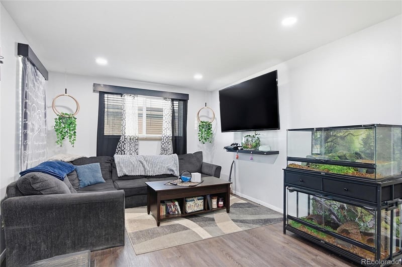 4768 Dover St, Wheat Ridge, CO 80033