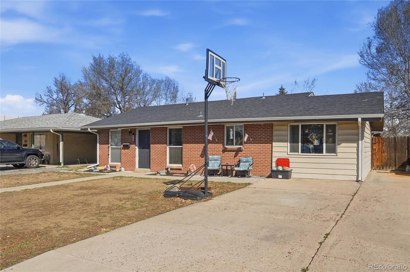 4768 Dover St, Wheat Ridge, CO 80033