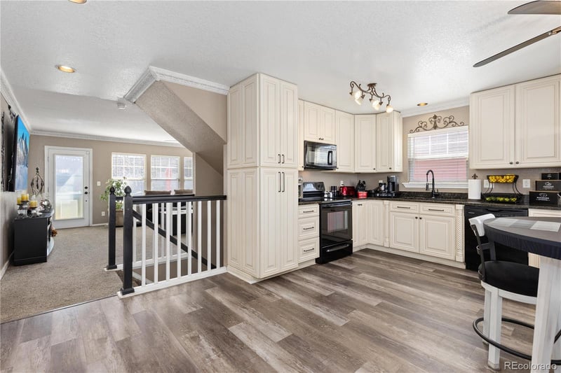 10818 Dayton Way, Commerce City, CO 80640