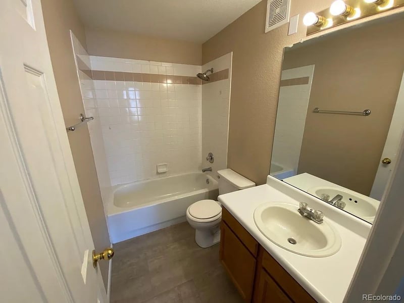 1830 Centennial Dr #101, Louisville, CO 80027