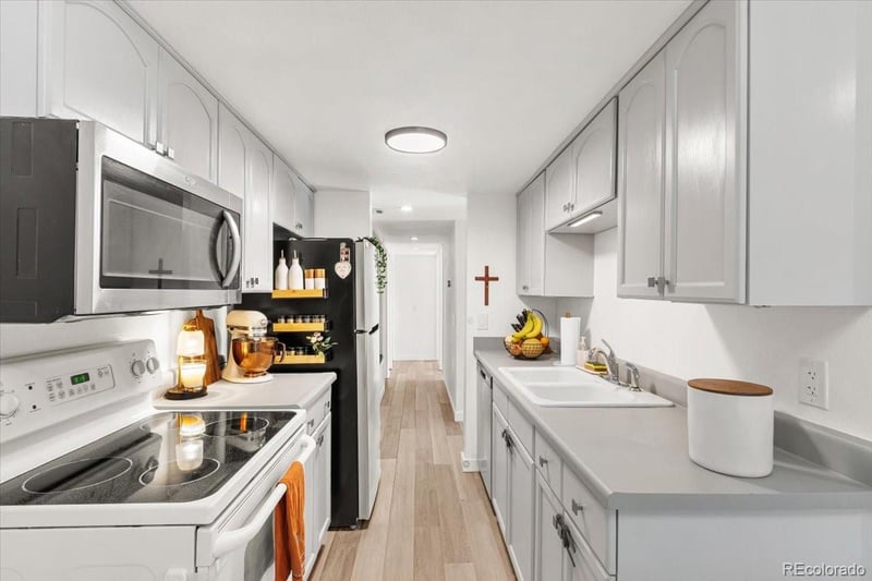 6480 Dayton St #M04, Englewood, CO 80111