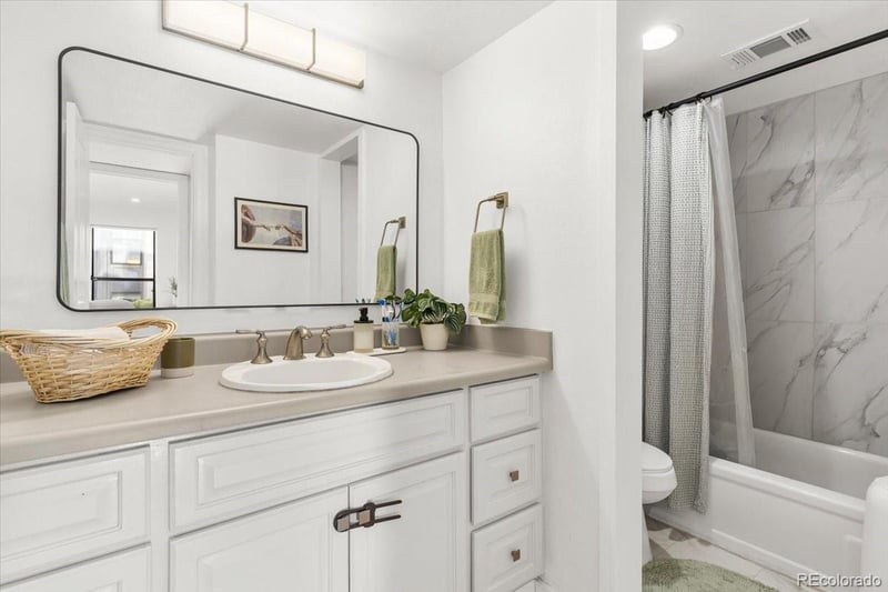 6480 Dayton St #M04, Englewood, CO 80111