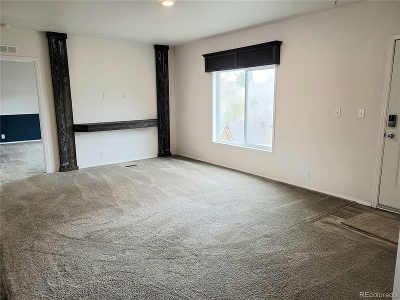 9071 Frink Rd, Larkspur, CO 80118