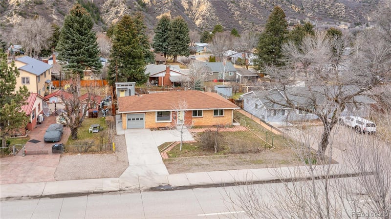 1809 Grand Ave, Glenwood Springs, CO 81601