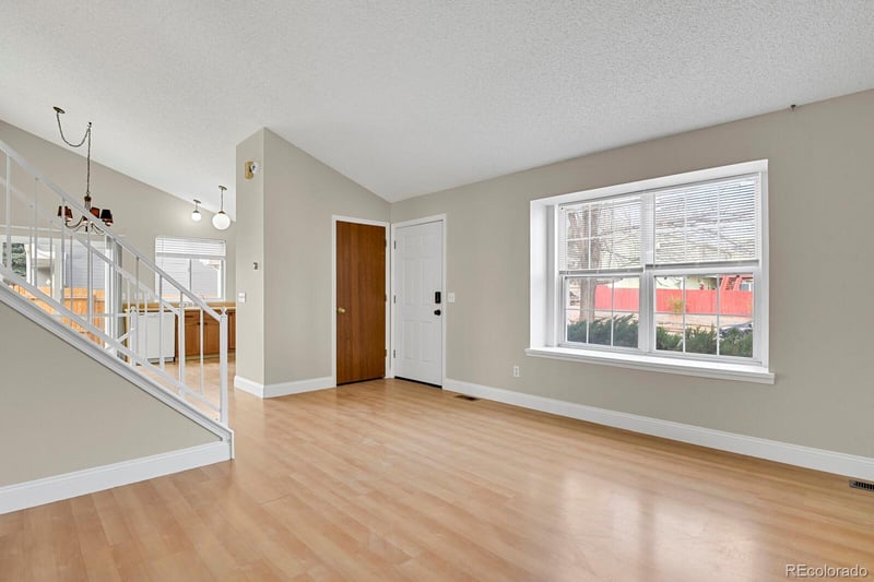 17236 Tufts Ave, Aurora, CO 80015