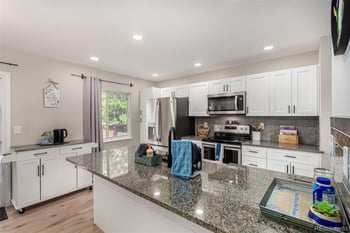 21550 Alamo Pl, Centennial, CO 80015