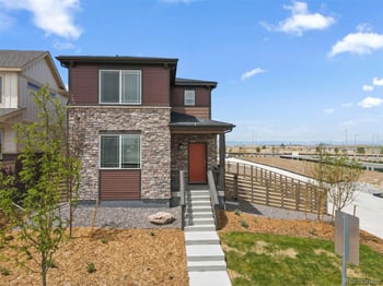 5483 Elk St, Aurora, CO 80019