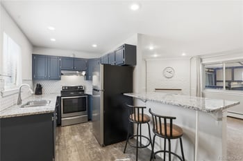 1390 Everett Ct #209, Lakewood, CO 80215