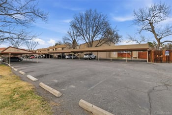 1060 S Parker Rd #27, Denver, CO 80231