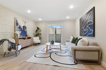 1060 S Parker Rd #27, Denver, CO 80231