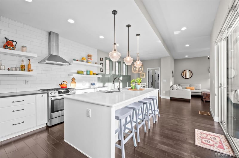 15594 W Harvard Ave, Lakewood, CO 80228