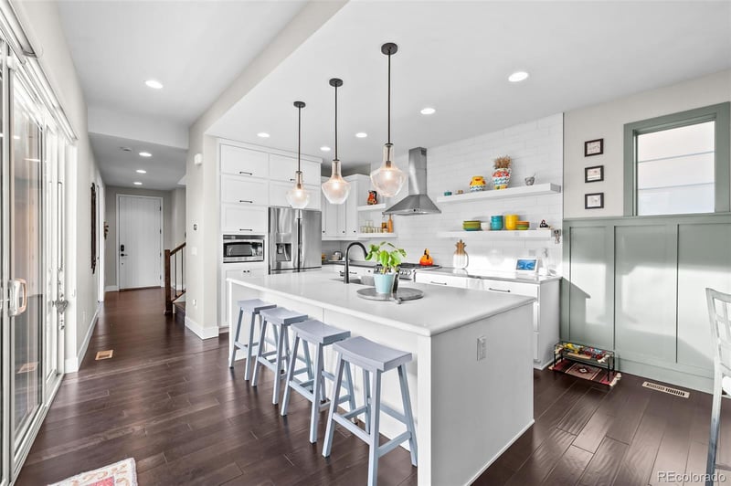 15594 W Harvard Ave, Lakewood, CO 80228