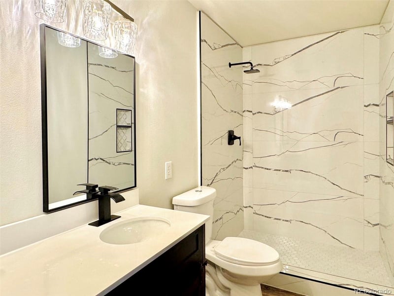 8468 Thunder Ridge Way #202, Highlands Ranch, CO 80126