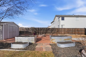 5726 Prairie Cir, Longmont, CO 80504