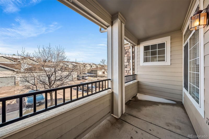 431 Black Feather Loop #813, Castle Rock, CO 80104